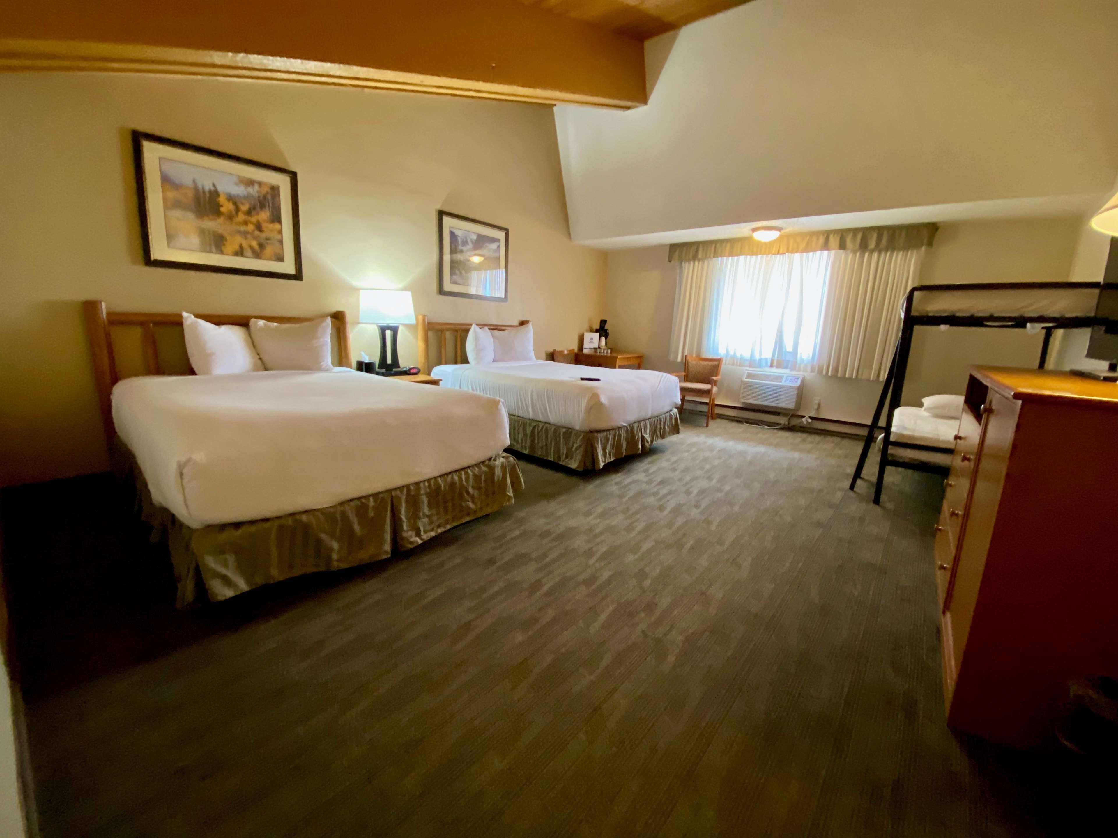 Best Western Sheridan Center Екстериор снимка